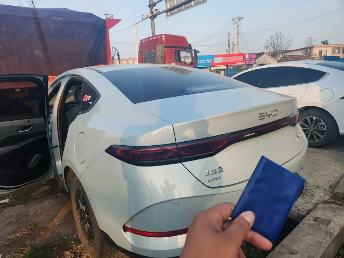 2025 BYD Seal05 DM-i 1.5L 101HP L4 E-CVT PHEV 7.68KWH,autocango,china used car exporter,china ev exporter,chinese used car exporter,chinese used ev exporter