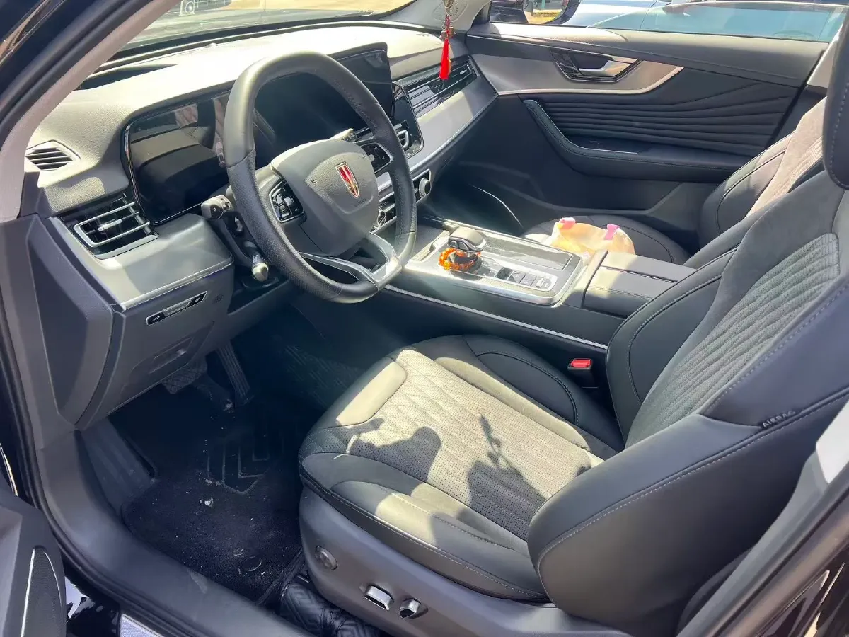 2023 HongQi HS5 2.0T 252HP L4 8AT,autocango,china used car exporter,china ev exporter,chinese used car exporter,chinese used ev exporter