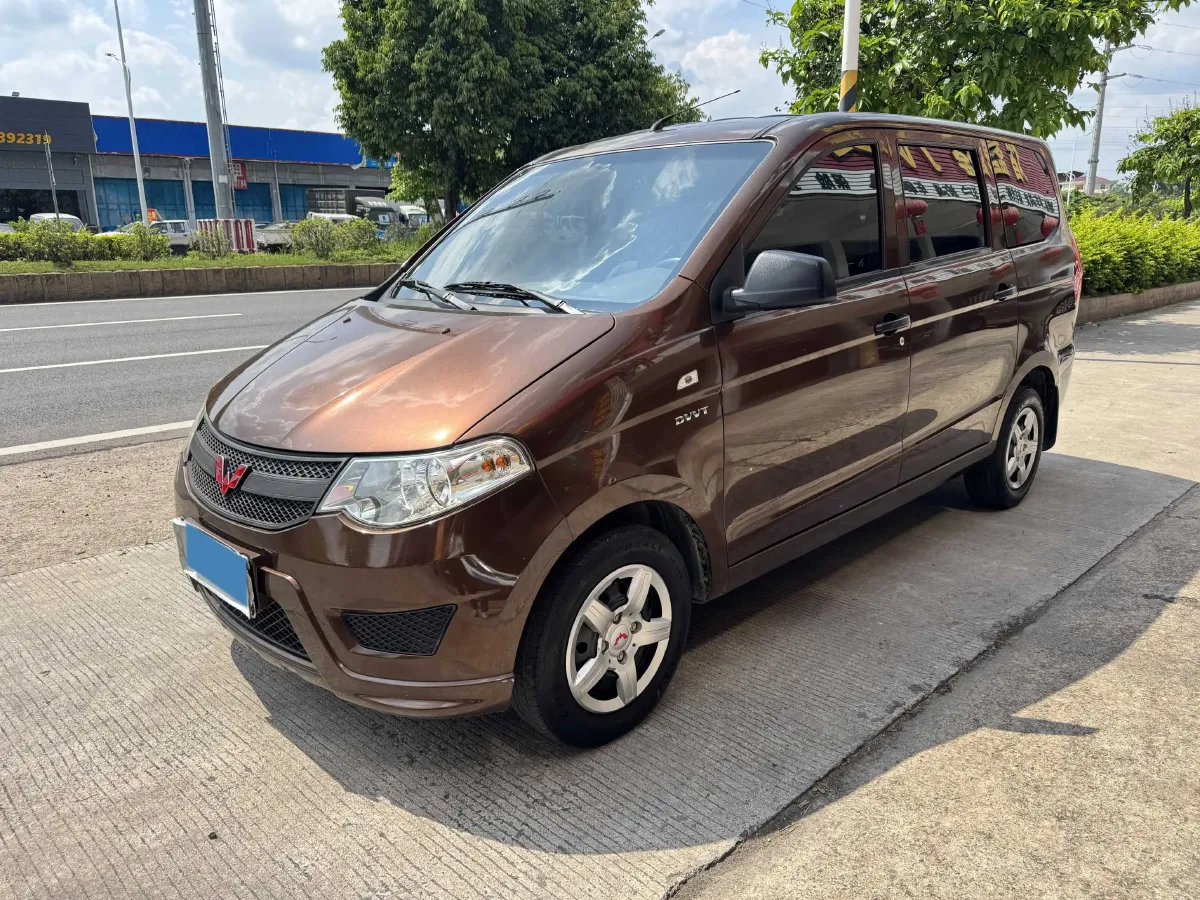 2018 WuLing HongGuang 1.5L 105HP L4 5MT,autocango,china used car exporter,china ev exporter,chinese used car exporter,chinese used ev exporter