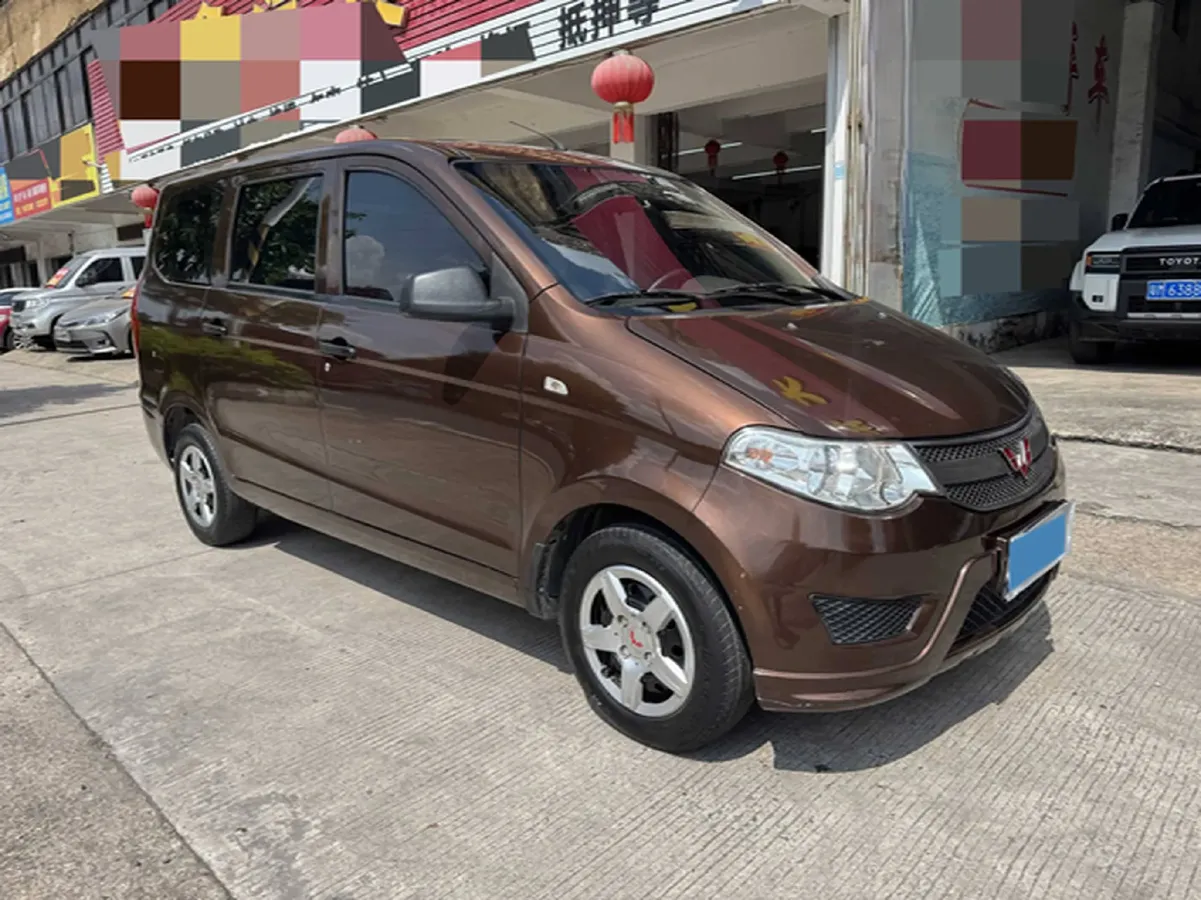 2018 WuLing HongGuang 1.5L 105HP L4 5MT,autocango,china used car exporter,china ev exporter,chinese used car exporter,chinese used ev exporter