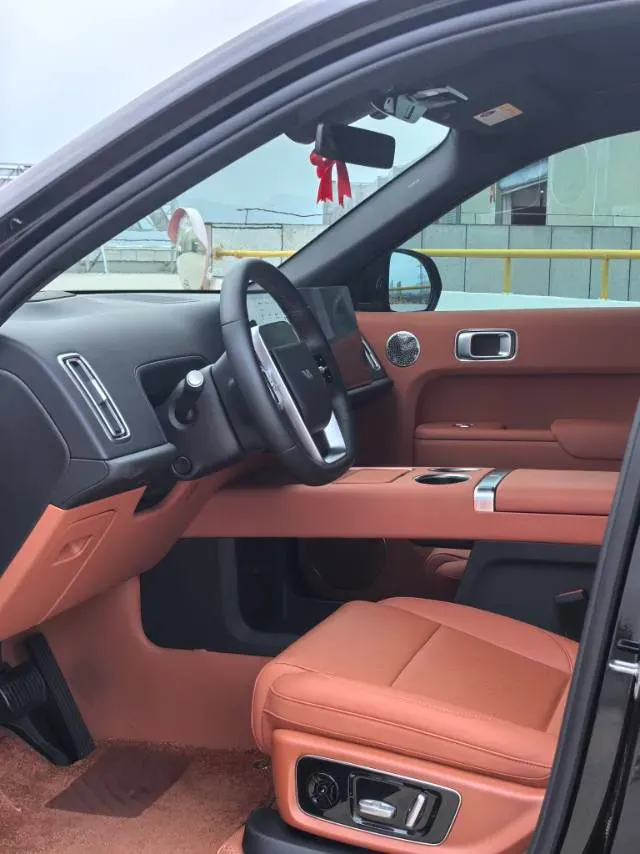 2025 Li L9 Range Extended 154HP REEV,autocango,china used car exporter,china ev exporter,chinese used car exporter,chinese used ev exporter