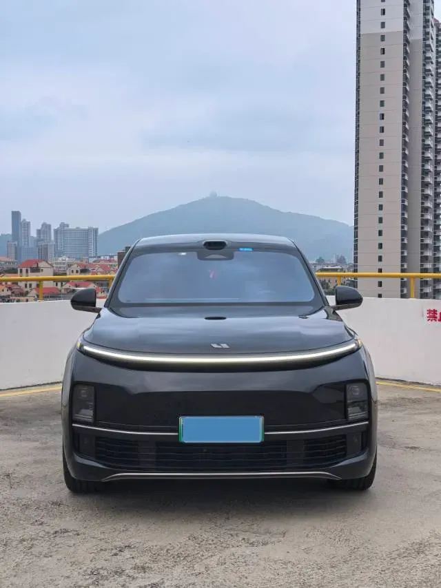 2025 Li L9 Range Extended 154HP REEV,autocango,china used car exporter,china ev exporter,chinese used car exporter,chinese used ev exporter