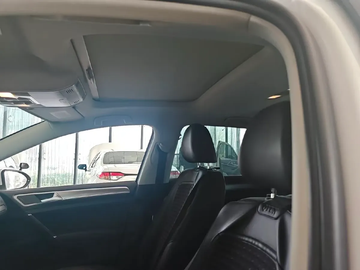 2020 Volkswagen Golf 1.4T 150HP L4 7DCT,autocango,china used car exporter,china ev exporter,chinese used car exporter,chinese used ev exporter