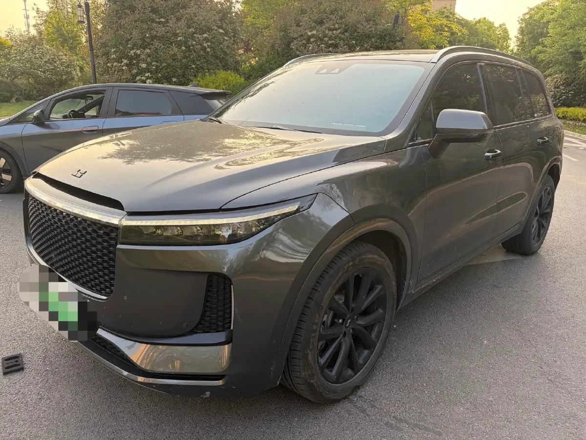 2020 Li ONE Range Extended 131HP REEV 40.5KWH,autocango,china used car exporter,china ev exporter,chinese used car exporter,chinese used ev exporter