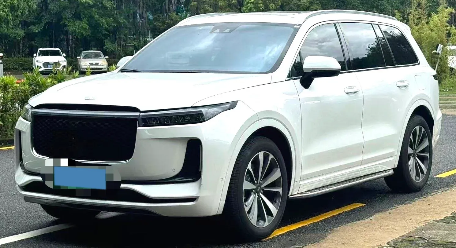 2020 Li ONE Range Extended 131HP REEV 40.5KWH,autocango,china used car exporter,china ev exporter,chinese used car exporter,chinese used ev exporter