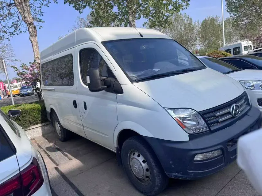 2019 MAXUS XinTu V80 2.5T 136HP L4 6MT,autocango,china used car exporter,china ev exporter,chinese used car exporter,chinese used ev exporter
