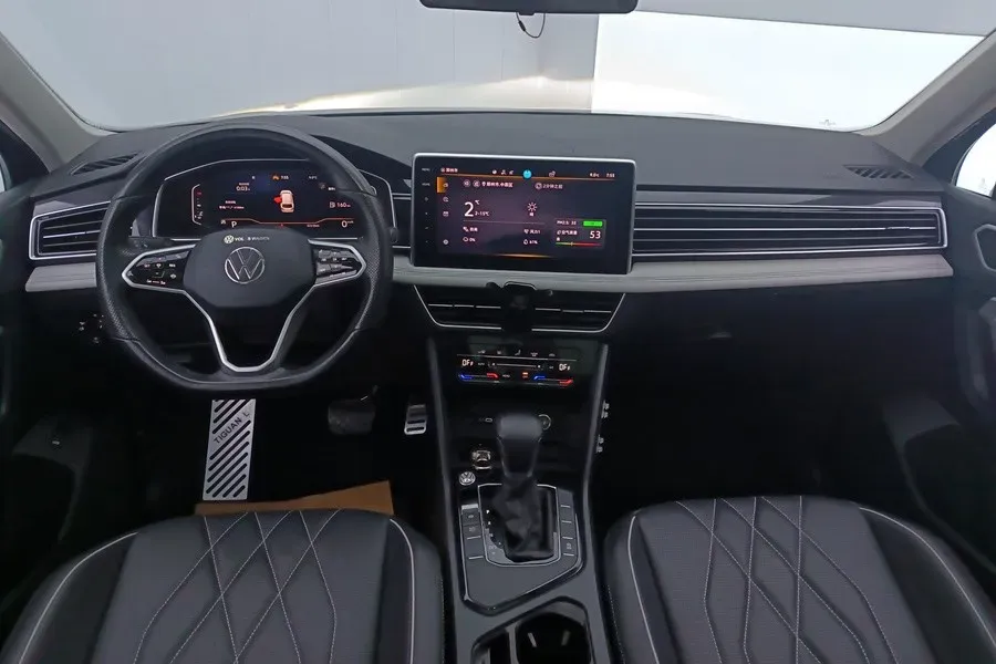 2023 Volkswagen Tiguan L 1.5T 160HP L4 7DCT,autocango,china used car exporter,china ev exporter,chinese used car exporter,chinese used ev exporter