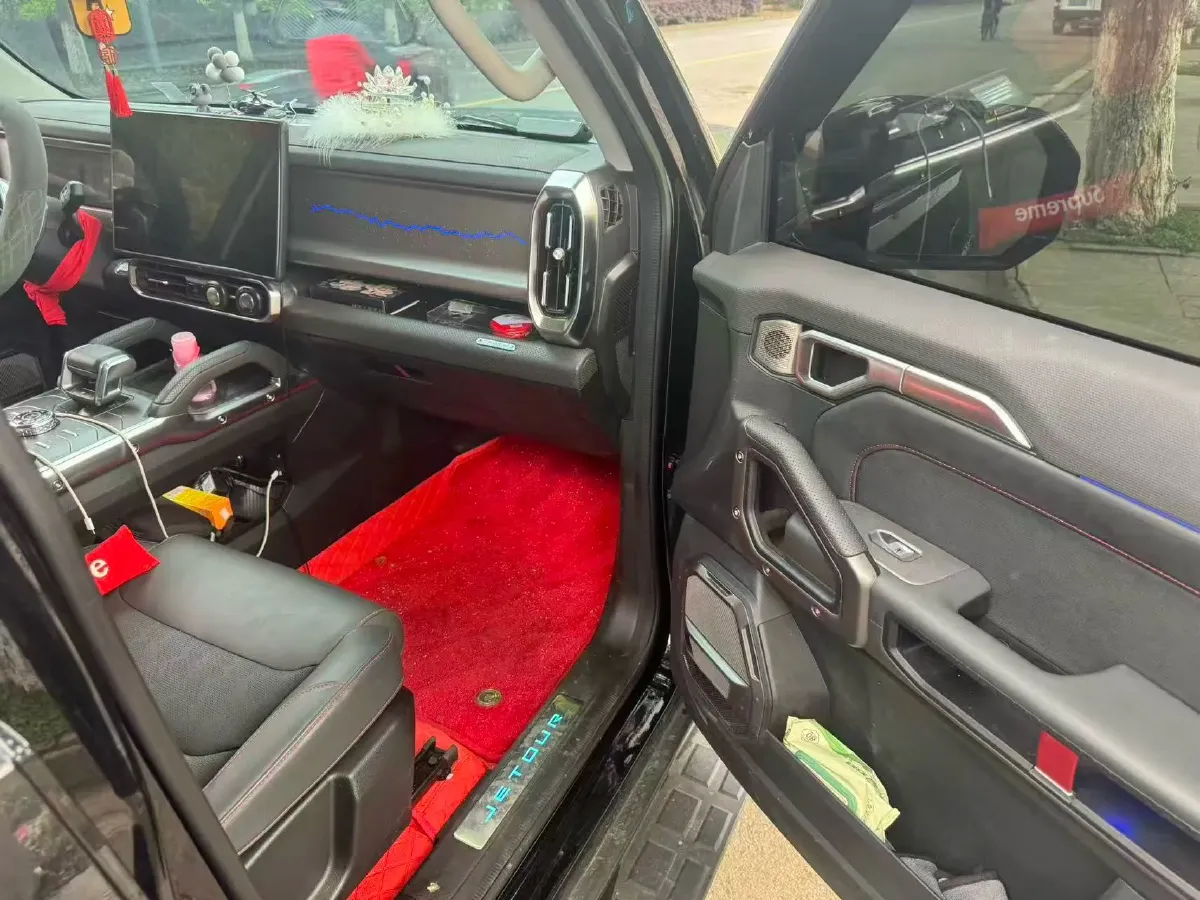 2025 Jetour Traveller 2.0T 254HP L4 8AT,autocango,china used car exporter,china ev exporter,chinese used car exporter,chinese used ev exporter