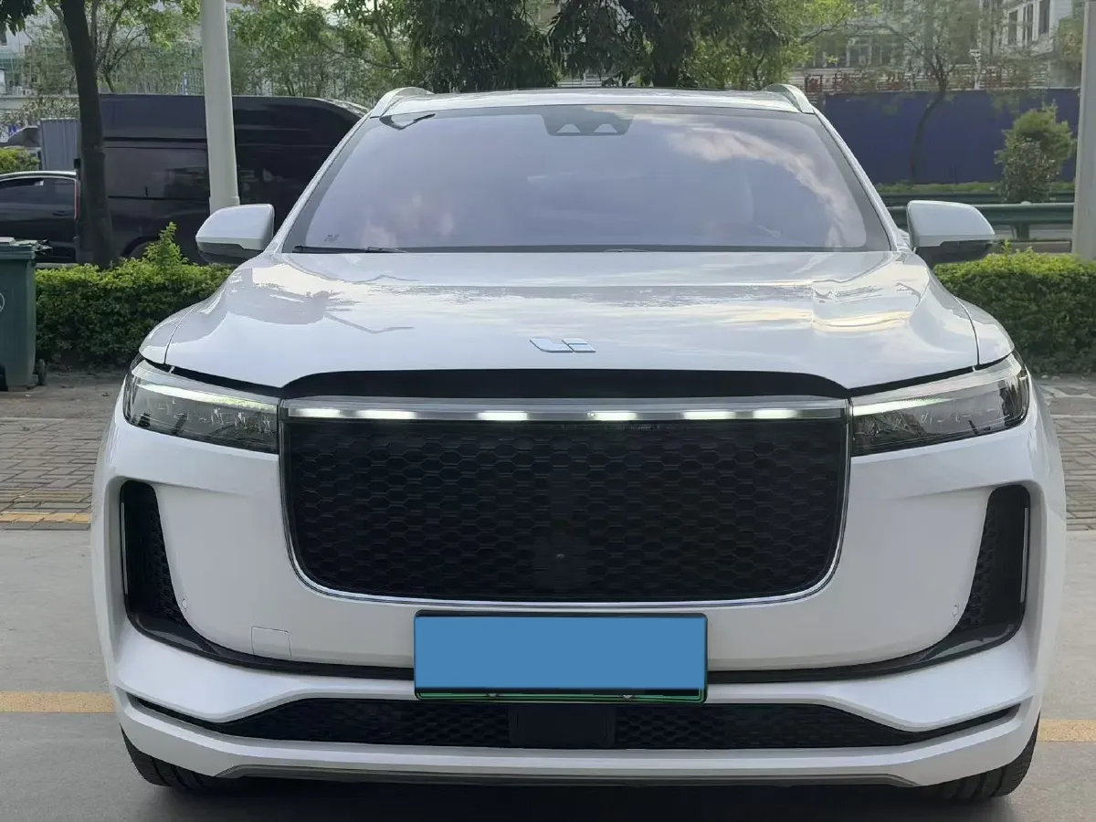 2020 Li ONE Range Extended 131HP REEV 40.5KWH,autocango,china used car exporter,china ev exporter,chinese used car exporter,chinese used ev exporter