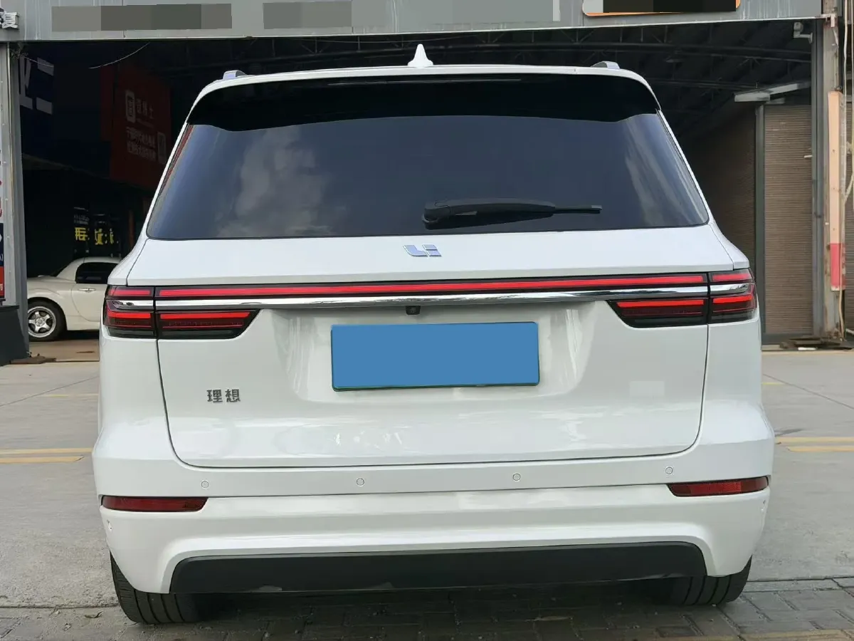 2020 Li ONE Range Extended 131HP REEV 40.5KWH,autocango,china used car exporter,china ev exporter,chinese used car exporter,chinese used ev exporter