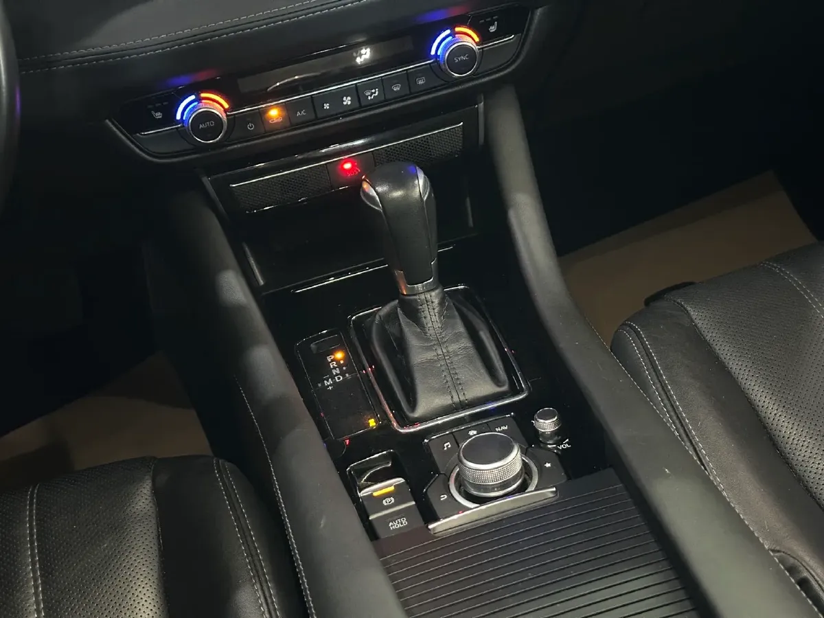 2020 Mazda Atenza 2.5L 192HP L4 6AT,autocango,china used car exporter,china ev exporter,chinese used car exporter,chinese used ev exporter