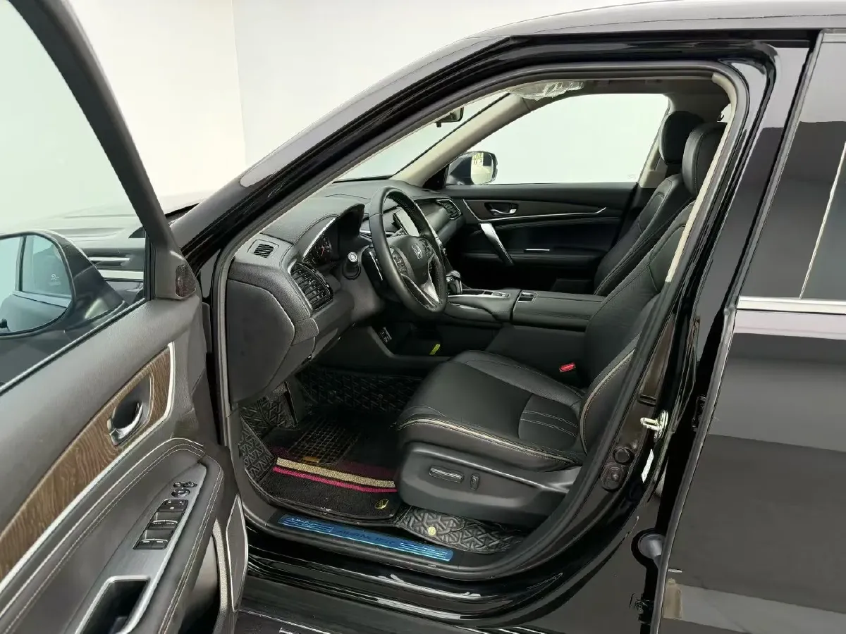 2020 Honda Avancier 2.0T 272HP L4 9AT,autocango,china used car exporter,china ev exporter,chinese used car exporter,chinese used ev exporter