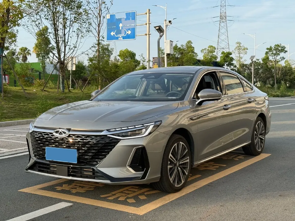 2025 Chery Arrizo 8 1.6T 197HP L4 7DCT,autocango,china used car exporter,china ev exporter,chinese used car exporter,chinese used ev exporter