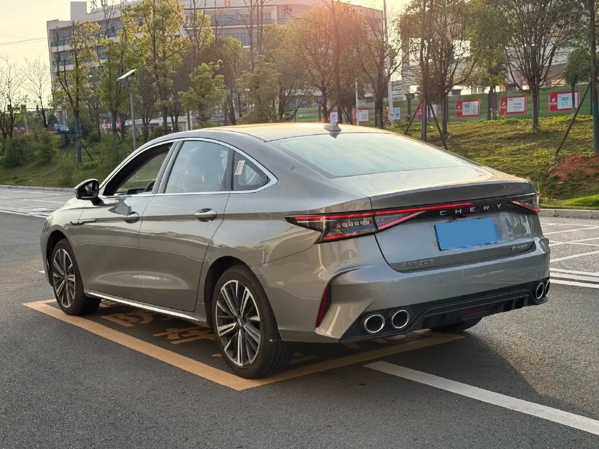 2025 Chery Arrizo 8 1.6T 197HP L4 7DCT,autocango,china used car exporter,china ev exporter,chinese used car exporter,chinese used ev exporter