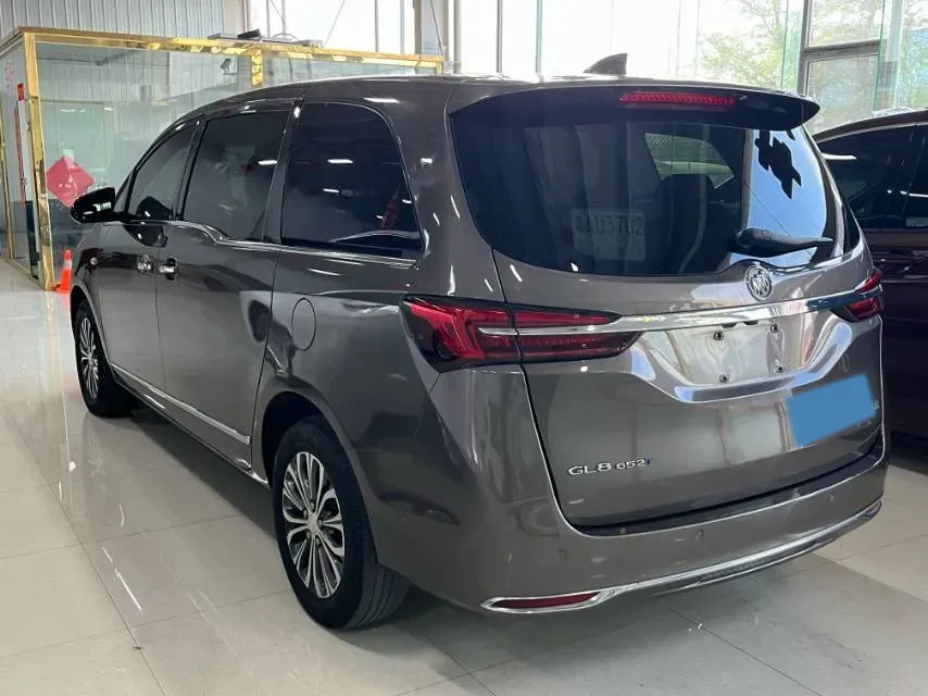 2022 Buick GL8 2.0T 237HP L4 9AT,autocango,china used car exporter,china ev exporter,chinese used car exporter,chinese used ev exporter