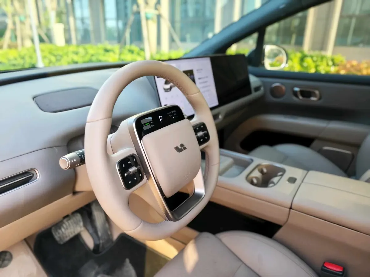 2025 Li i6 BEV,autocango,china used car exporter,china ev exporter,chinese used car exporter,chinese used ev exporter