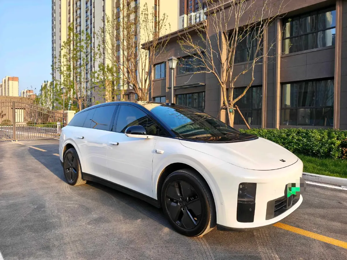2025 Li i6 BEV,autocango,china used car exporter,china ev exporter,chinese used car exporter,chinese used ev exporter