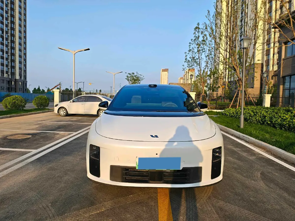 2025 Li i6 BEV,autocango,china used car exporter,china ev exporter,chinese used car exporter,chinese used ev exporter
