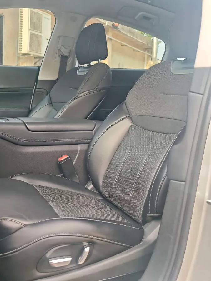 2023 Xpeng G6 BEV 87.5KWH,autocango,china used car exporter,china ev exporter,chinese used car exporter,chinese used ev exporter