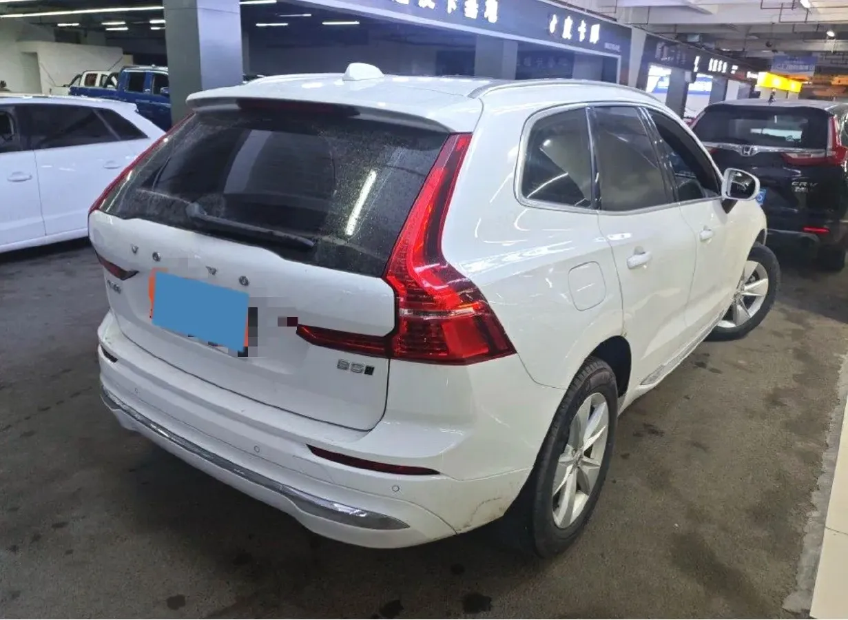 2022 Volvo XC60 2.0T 250HP L4 8AT,autocango,china used car exporter,china ev exporter,chinese used car exporter,chinese used ev exporter