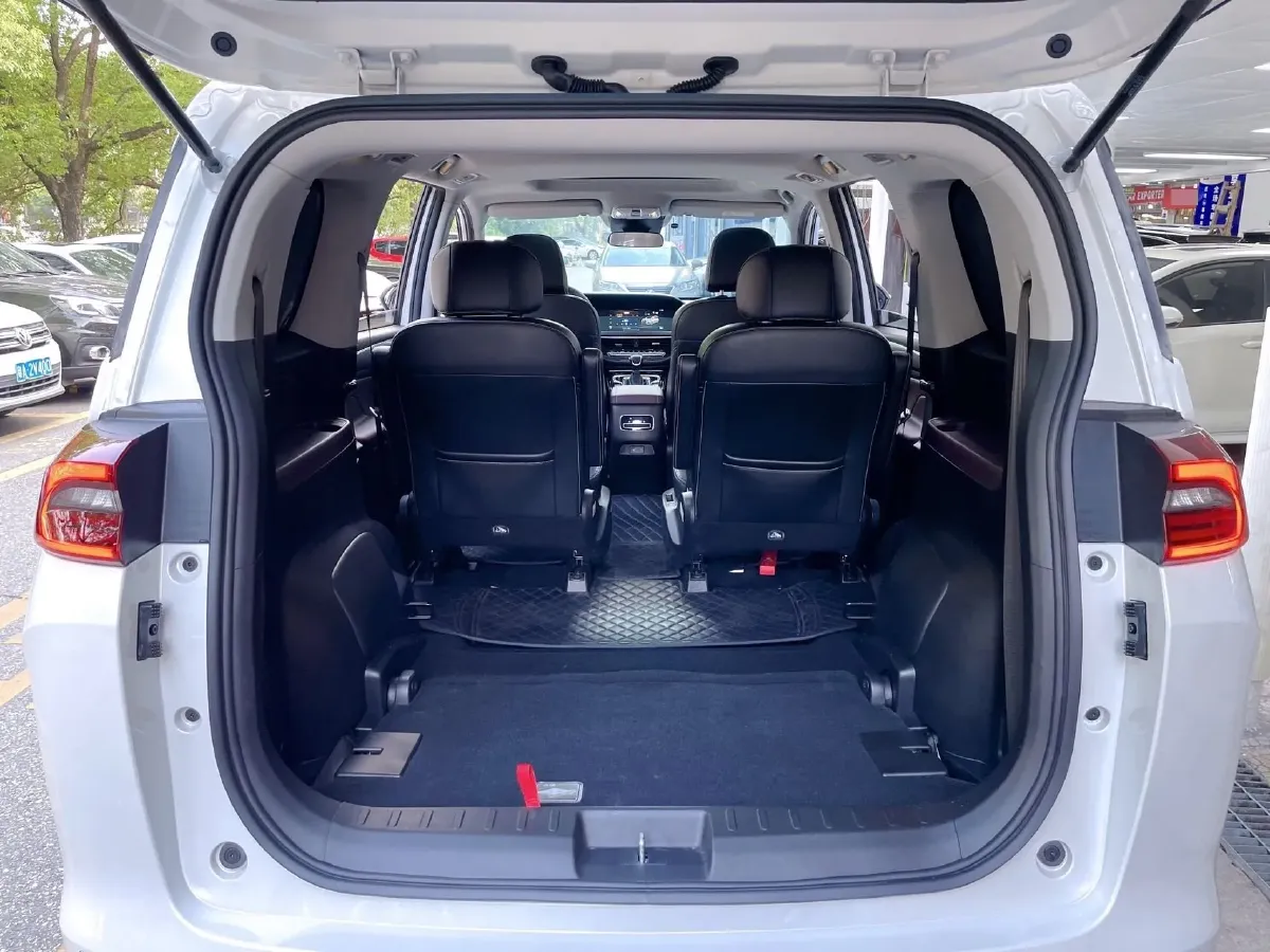 2023 GAC Trumpchi M6 1.5T 177HP L4 7DCT,autocango,china used car exporter,china ev exporter,chinese used car exporter,chinese used ev exporter