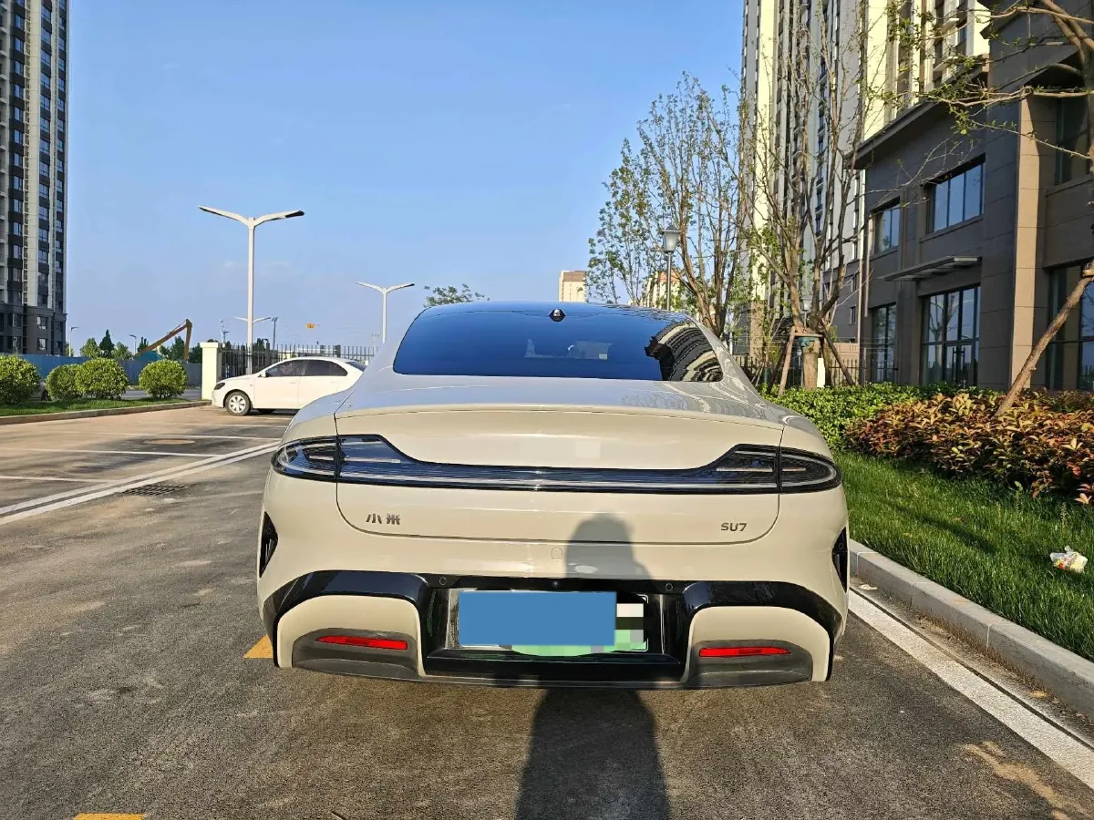 2024 MI SU7 BEV 73.6KWH,autocango,china used car exporter,china ev exporter,chinese used car exporter,chinese used ev exporter