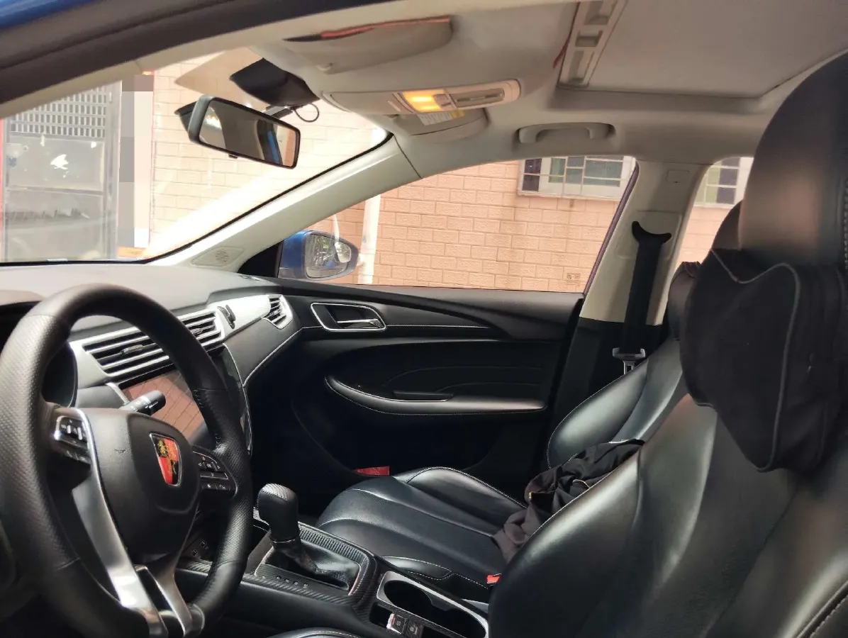 2020 Roewe i5 1.5L 120HP L4 CVT,autocango,china used car exporter,china ev exporter,chinese used car exporter,chinese used ev exporter