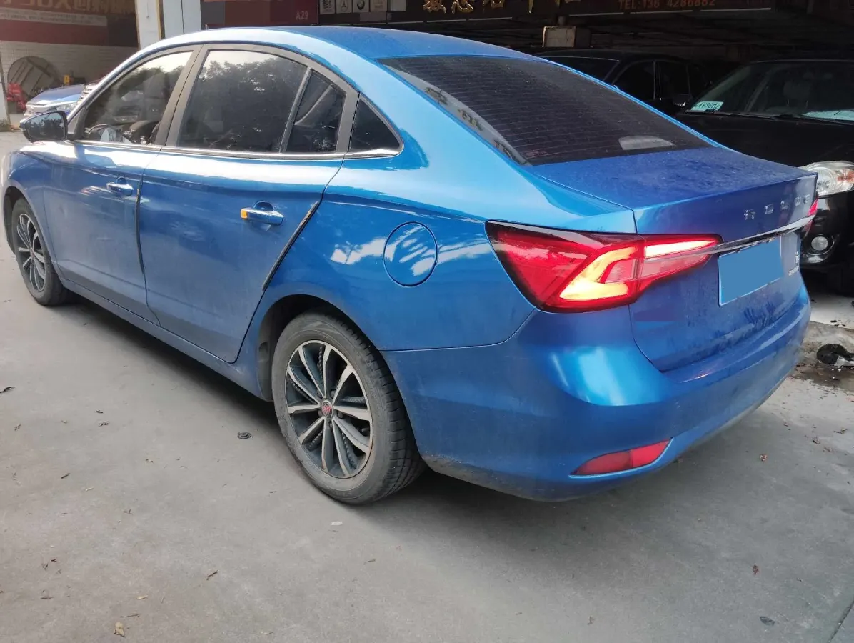 2020 Roewe i5 1.5L 120HP L4 CVT,autocango,china used car exporter,china ev exporter,chinese used car exporter,chinese used ev exporter