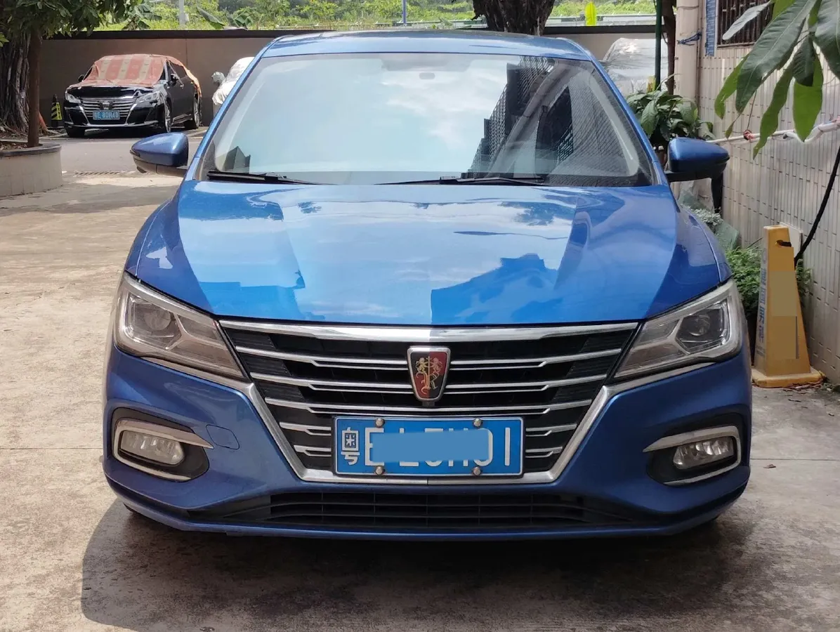 2020 Roewe i5 1.5L 120HP L4 CVT,autocango,china used car exporter,china ev exporter,chinese used car exporter,chinese used ev exporter