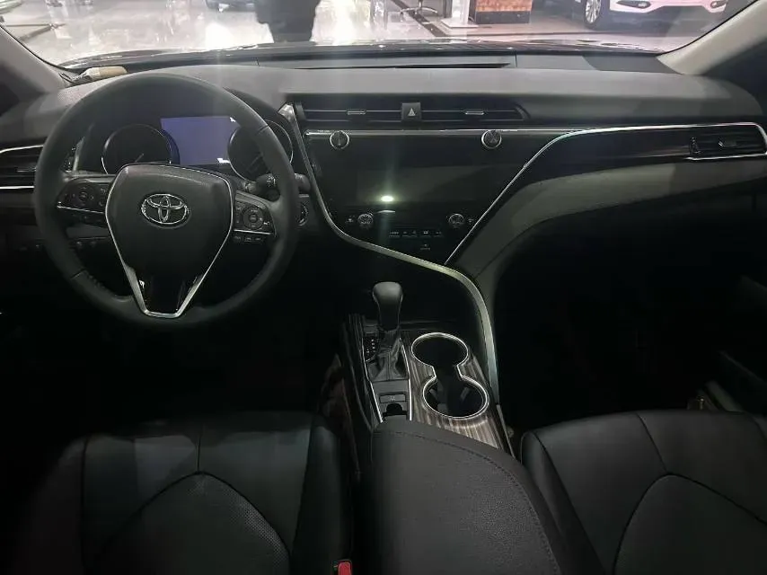 2019 Toyota Camry 2.0L 178HP L4 CVT,autocango,china used car exporter,china ev exporter,chinese used car exporter,chinese used ev exporter