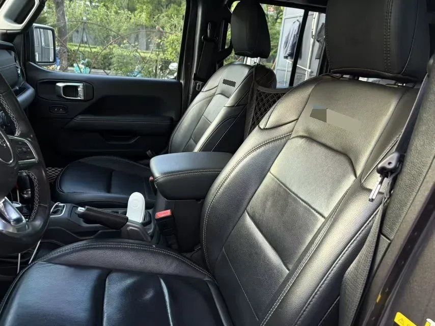 2019 Jeep Wrangler 2.0T 266HP L4 8AT,autocango,china used car exporter,china ev exporter,chinese used car exporter,chinese used ev exporter