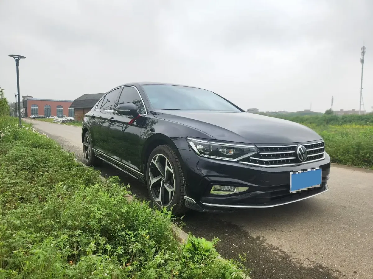 2023 Volkswagen Magotan 1.4T 150HP L4 7DCT,autocango,china used car exporter,china ev exporter,chinese used car exporter,chinese used ev exporter