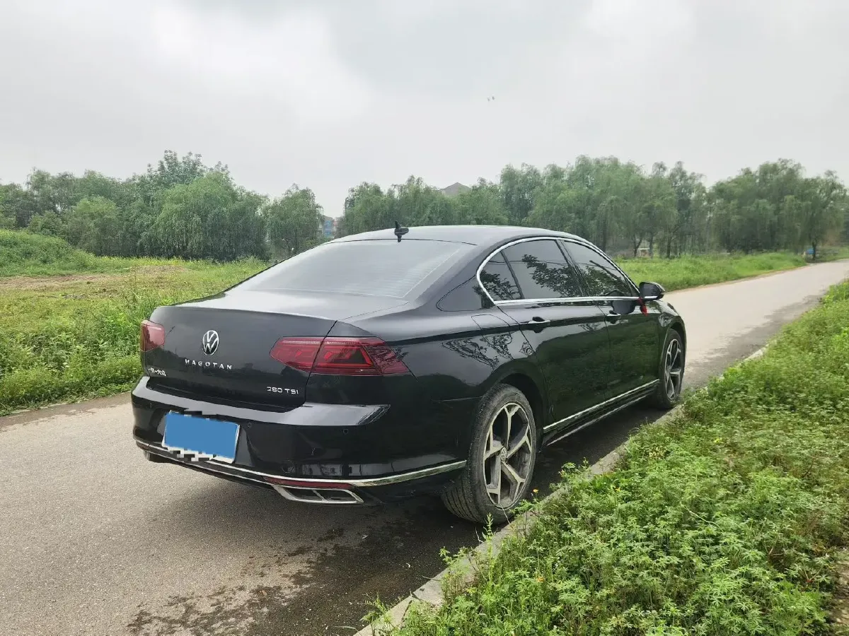 2023 Volkswagen Magotan 1.4T 150HP L4 7DCT,autocango,china used car exporter,china ev exporter,chinese used car exporter,chinese used ev exporter