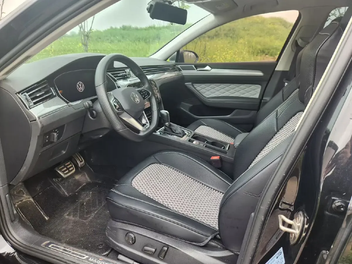 2023 Volkswagen Magotan 1.4T 150HP L4 7DCT,autocango,china used car exporter,china ev exporter,chinese used car exporter,chinese used ev exporter