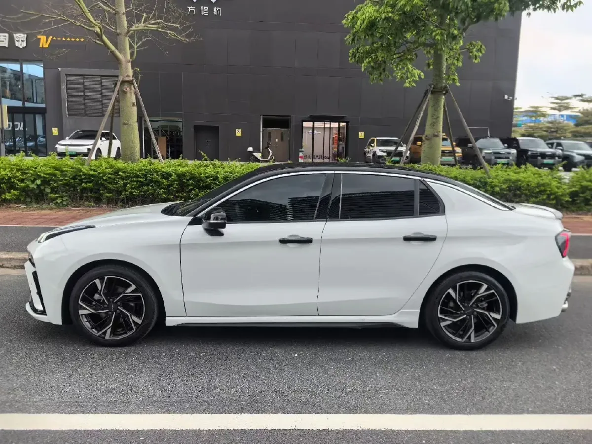 2023 MAXUS G50 1.5T 181HP L4 7DCT,autocango,china used car exporter,china ev exporter,chinese used car exporter,chinese used ev exporter