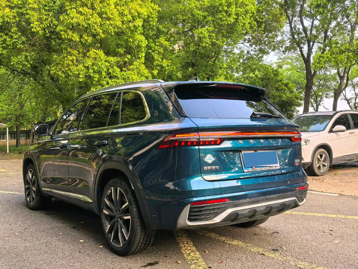 2021 Geely Monjaro 2.0T 238HP L4 8AT,autocango,china used car exporter,china ev exporter,chinese used car exporter,chinese used ev exporter