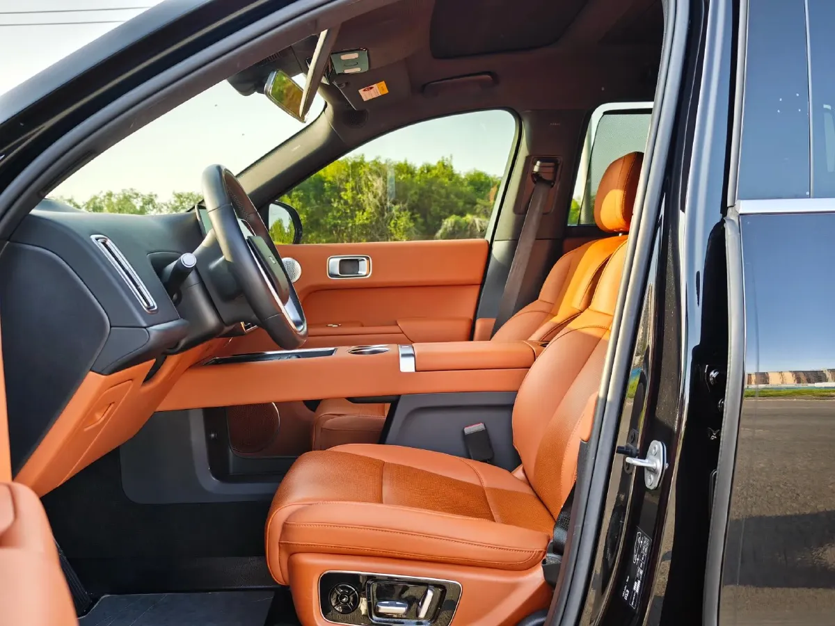 2024 Li L9 Range Extended 154HP REEV 52.3KWH,autocango,china used car exporter,china ev exporter,chinese used car exporter,chinese used ev exporter