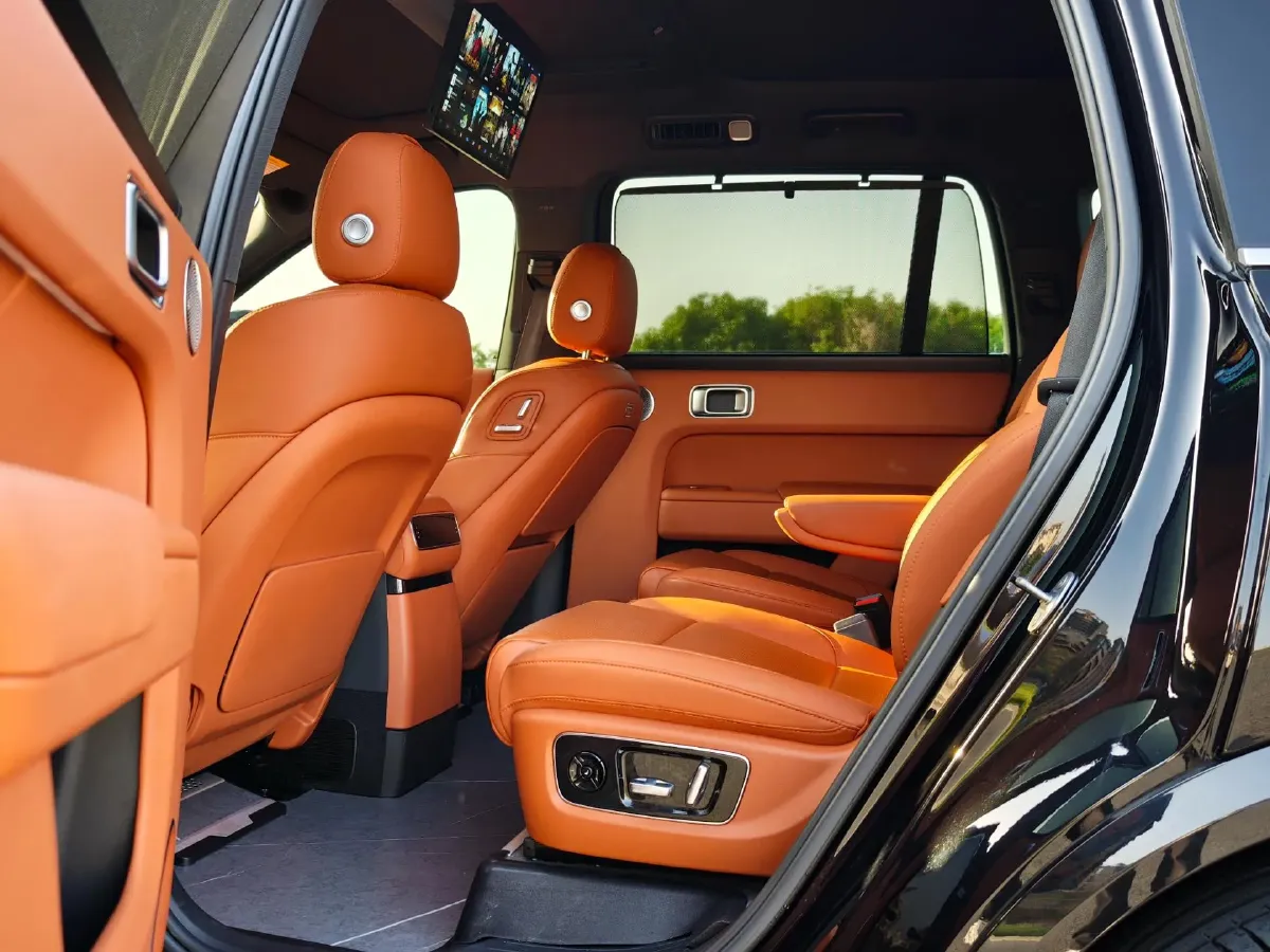 2024 Li L9 Range Extended 154HP REEV 52.3KWH,autocango,china used car exporter,china ev exporter,chinese used car exporter,chinese used ev exporter