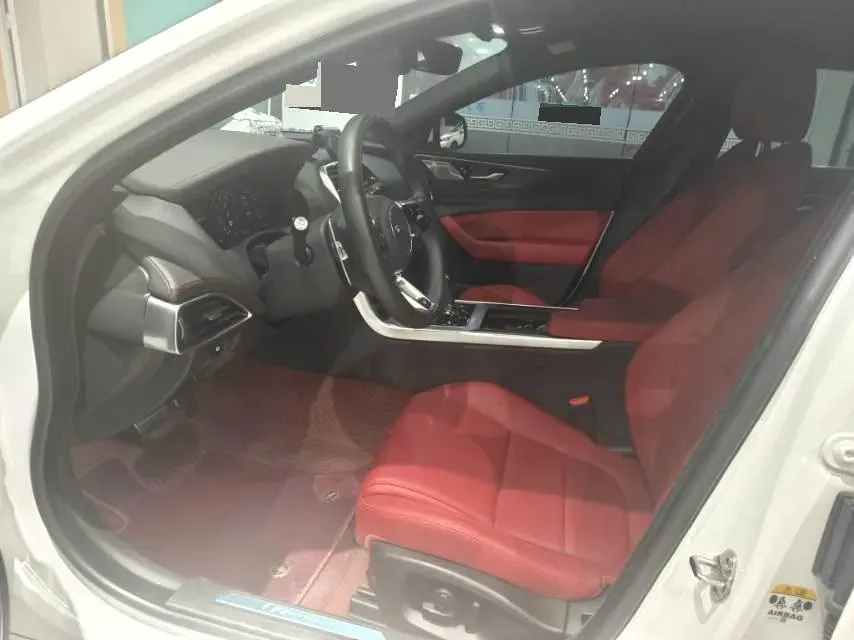 2024 Jaguar XEL 2.0T 250HP L4 8AT,autocango,china used car exporter,china ev exporter,chinese used car exporter,chinese used ev exporter