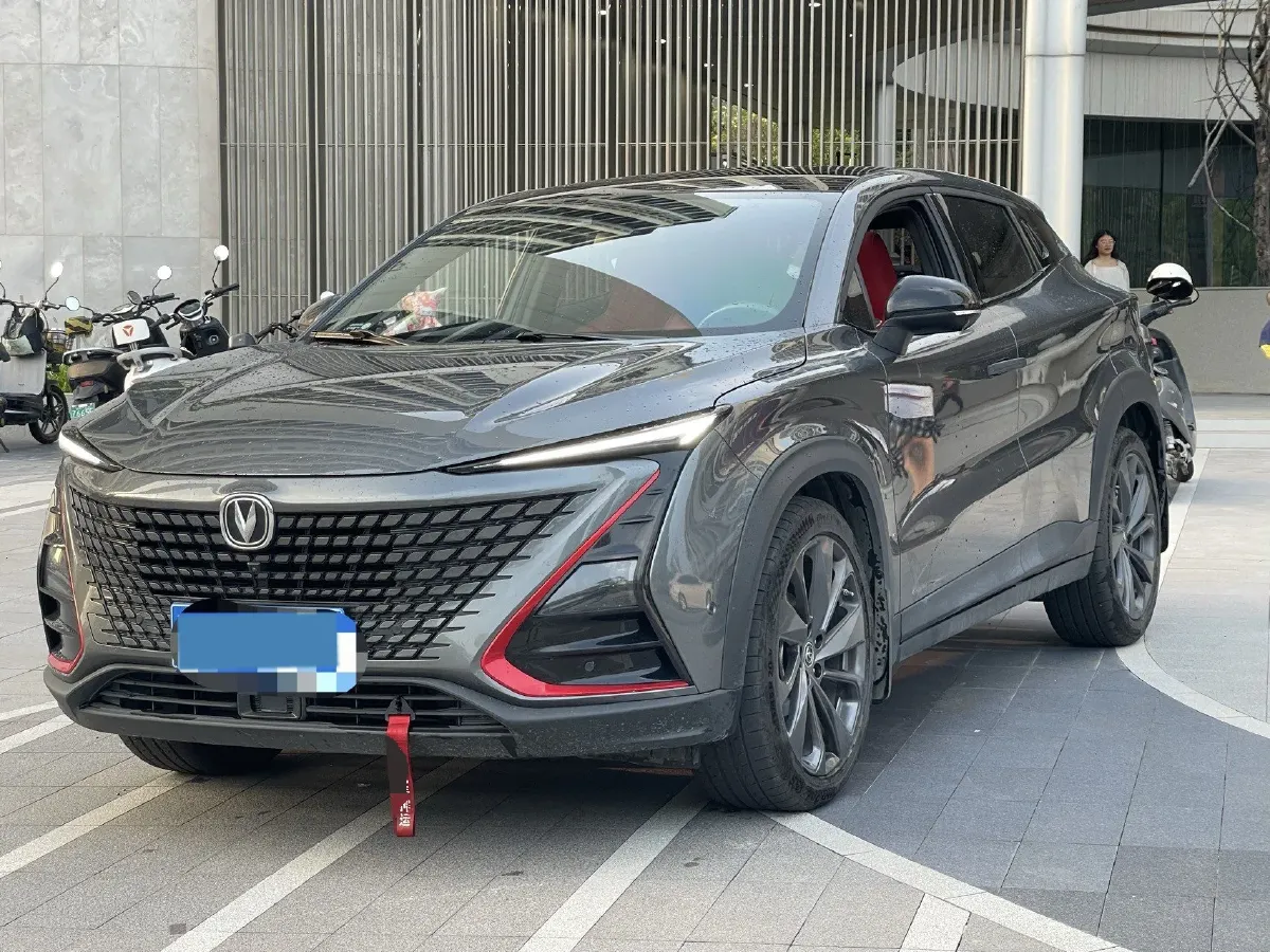 2020 ChangAn UNI-T 1.5T 180HP L4 7DCT,autocango,china used car exporter,china ev exporter,chinese used car exporter,chinese used ev exporter