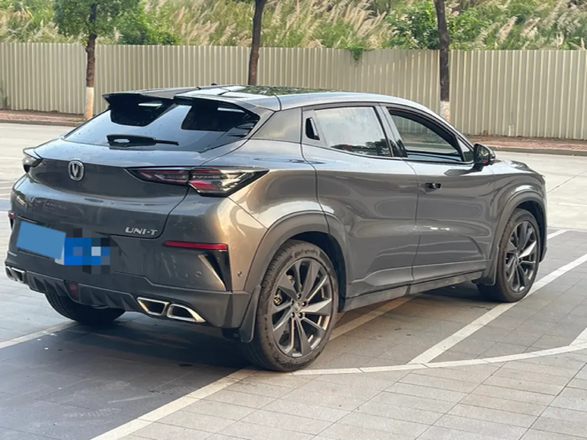 2020 ChangAn UNI-T 1.5T 180HP L4 7DCT,autocango,china used car exporter,china ev exporter,chinese used car exporter,chinese used ev exporter