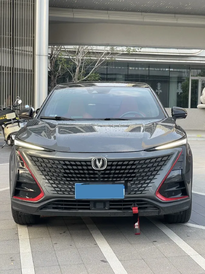 2020 ChangAn UNI-T 1.5T 180HP L4 7DCT,autocango,china used car exporter,china ev exporter,chinese used car exporter,chinese used ev exporter