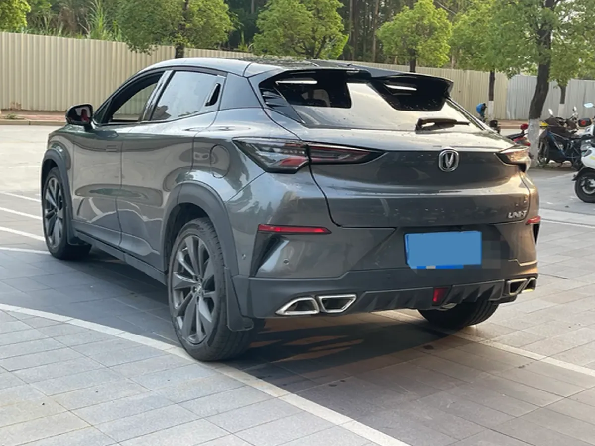 2020 ChangAn UNI-T 1.5T 180HP L4 7DCT,autocango,china used car exporter,china ev exporter,chinese used car exporter,chinese used ev exporter