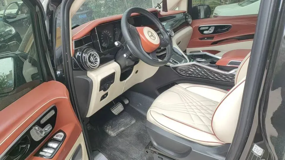 2023 Mercedes-Benz Vito 2.0T 211HP L4 9AT,autocango,china used car exporter,china ev exporter,chinese used car exporter,chinese used ev exporter