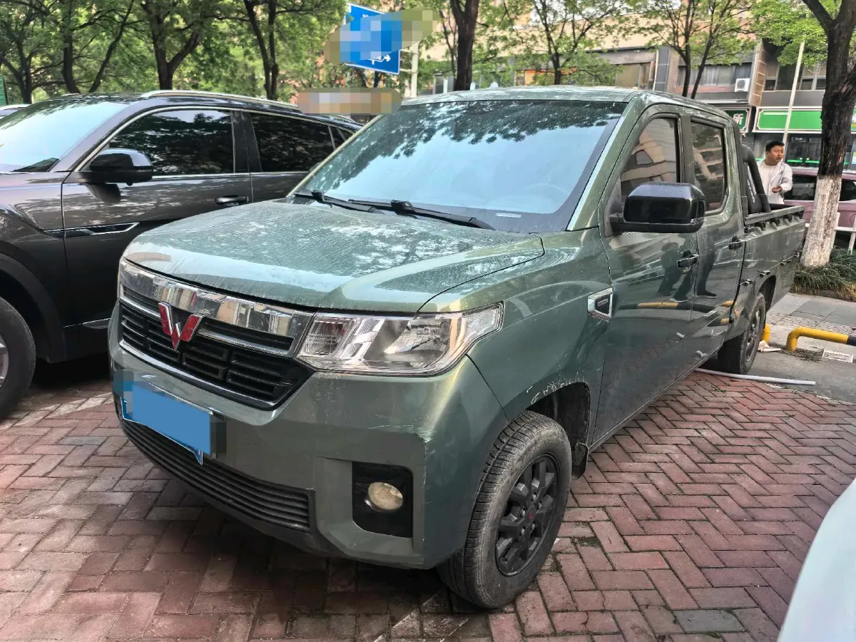2021 WuLing ZhentTu 1.5L 99HP L4 5MT,autocango,china used car exporter,china ev exporter,chinese used car exporter,chinese used ev exporter