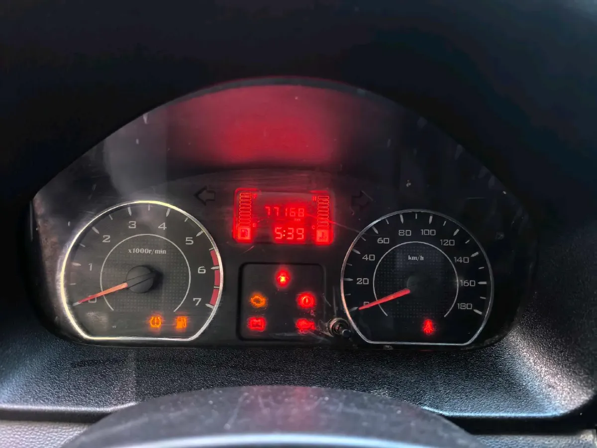 2021 WuLing ZhentTu 1.5L 99HP L4 5MT,autocango,china used car exporter,china ev exporter,chinese used car exporter,chinese used ev exporter