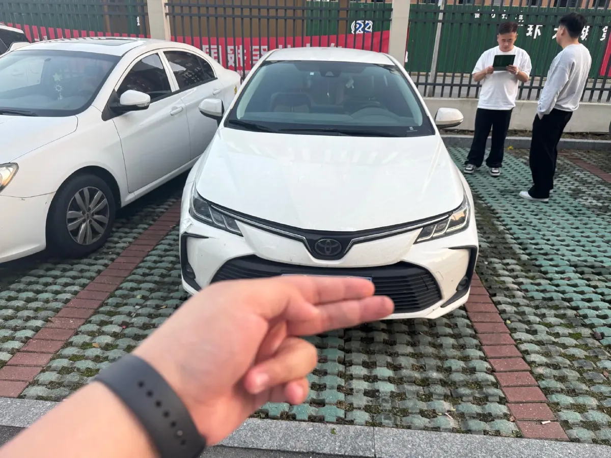 2022 Toyota Corolla 1.2T 116HP L4 CVT,autocango,china used car exporter,china ev exporter,chinese used car exporter,chinese used ev exporter