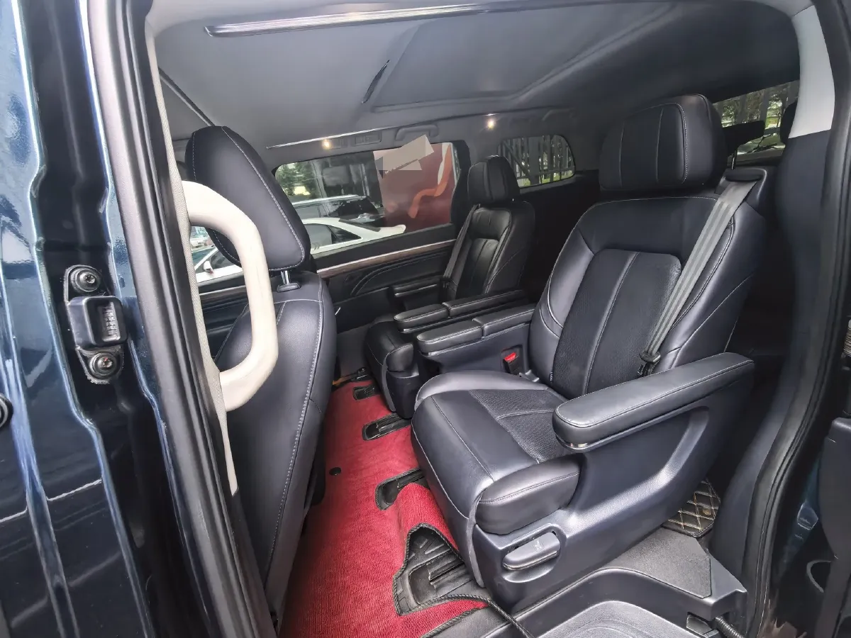 2021 GAC Trumpchi M8 2.0T 252HP L4 8AT,autocango,china used car exporter,china ev exporter,chinese used car exporter,chinese used ev exporter