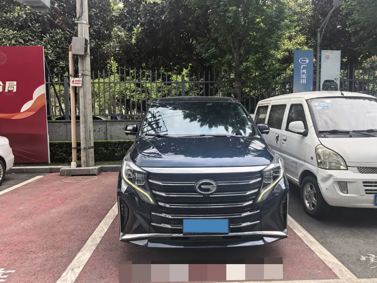 2021 GAC Trumpchi M8 2.0T 252HP L4 8AT,autocango,china used car exporter,china ev exporter,chinese used car exporter,chinese used ev exporter