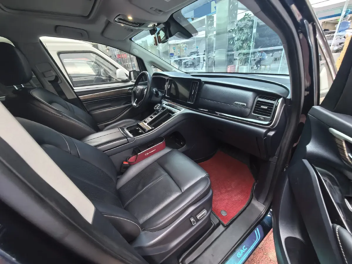 2021 GAC Trumpchi M8 2.0T 252HP L4 8AT,autocango,china used car exporter,china ev exporter,chinese used car exporter,chinese used ev exporter